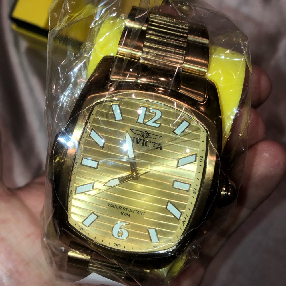 Invicta Lupah Gold Men’s Watch
